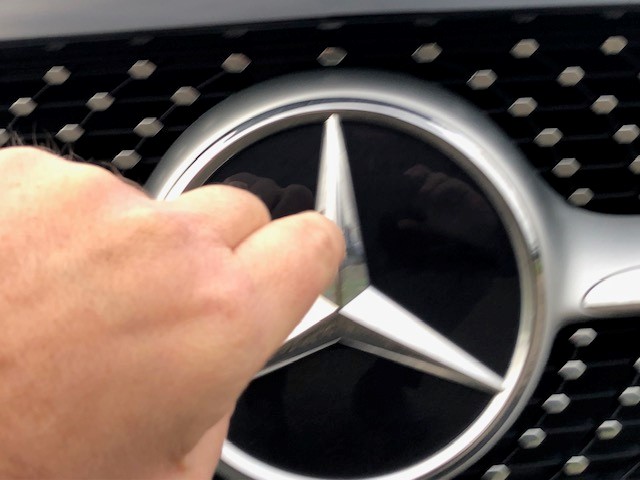 19062382300_36547076-182.jpg